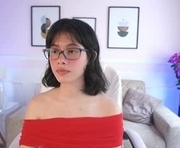 billiebrownn is a  year old female webcam sex model.