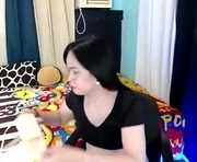 sweet_caroline31 is a  year old female webcam sex model.