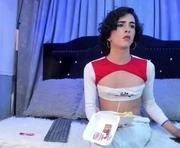 isa__fox is a 21 year old shemale webcam sex model.