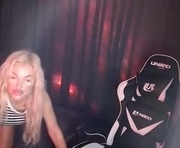 margoo_77 is a  year old female webcam sex model.