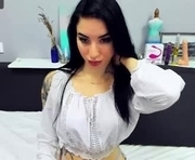 darinadevil is a 21 year old female webcam sex model.