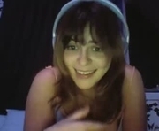 freakynaomi is a 21 year old female webcam sex model.