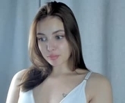 julymoments is a 18 year old female webcam sex model.