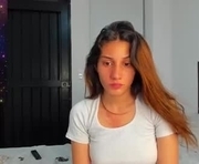 ivanna_essis is a 19 year old female webcam sex model.