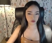 yourfavoratemaureen is a 24 year old female webcam sex model.