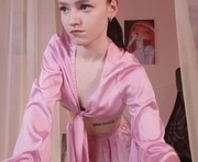 elizzza_ is a  year old female webcam sex model.