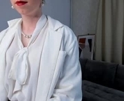 wilonaclayborne is a 18 year old female webcam sex model.