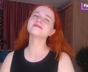 lunasweeti is a  year old female webcam sex model.