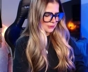 avrill_morgan is a 32 year old female webcam sex model.