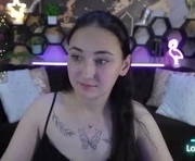 sashaduvalle is a 20 year old female webcam sex model.