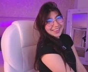zoe_capelli is a 20 year old female webcam sex model.