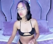 haari02 is a  year old female webcam sex model.