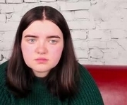 perfect_avery is a 18 year old female webcam sex model.