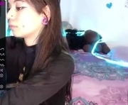 happy_moment_ is a 24 year old female webcam sex model.
