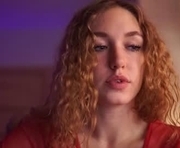 _taylor_swift is a 22 year old female webcam sex model.