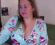 miss__k is a 33 year old female webcam sex model.