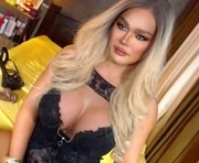 goddesss_hera is a 32 year old shemale webcam sex model.