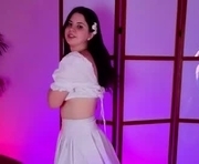wander_waves is a 18 year old female webcam sex model.