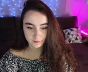 _katherinee_ is a 19 year old female webcam sex model.