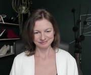 vivian_dream is a 44 year old female webcam sex model.