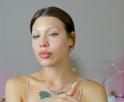 vashtiherkel is a  year old female webcam sex model.