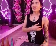milla_davis is a 19 year old female webcam sex model.