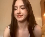 lakeishashetlar is a 18 year old female webcam sex model.