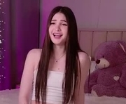 lerakit is a 19 year old female webcam sex model.