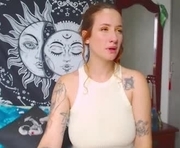lia_monroe is a 99 year old female webcam sex model.