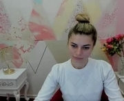li_me is a  year old female webcam sex model.