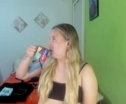 delilah_888 is a 22 year old female webcam sex model.