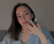 evvantmu is a 21 year old female webcam sex model.