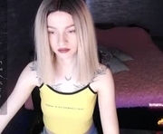 eliselotus is a 25 year old female webcam sex model.
