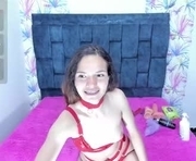 ambarvanucci is a 22 year old female webcam sex model.