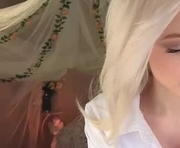 i__am_joss is a 18 year old female webcam sex model.