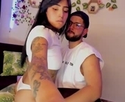 apolorising_ is a 31 year old couple webcam sex model.