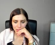 pia_desire is a 24 year old female webcam sex model.