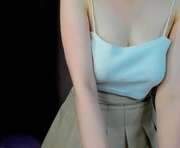 callie_vi is a 18 year old female webcam sex model.