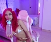 ava_williams_ is a 19 year old female webcam sex model.