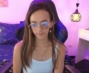 ambarr_millerr is a 21 year old female webcam sex model.