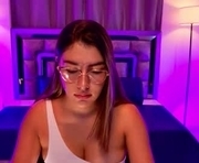 sabrina_delucca is a 21 year old female webcam sex model.
