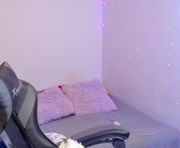 amypond__ is a 22 year old female webcam sex model.