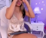 marilyn_stefany is a 18 year old female webcam sex model.