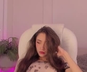 mariapettit is a 21 year old female webcam sex model.