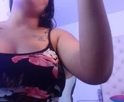 chloee_hott_ is a  year old female webcam sex model.