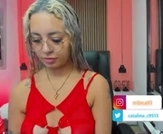 catalina_clark is a 21 year old female webcam sex model.