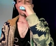 mount_vesuvius is a 35 year old male webcam sex model.