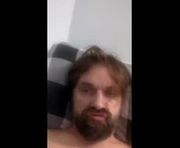 grandma10280 is a 36 year old couple webcam sex model.