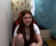 _sweet_foxy_ is a 19 year old female webcam sex model.