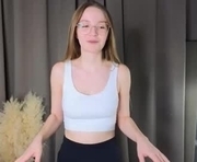 margretdaoud is a 18 year old female webcam sex model.